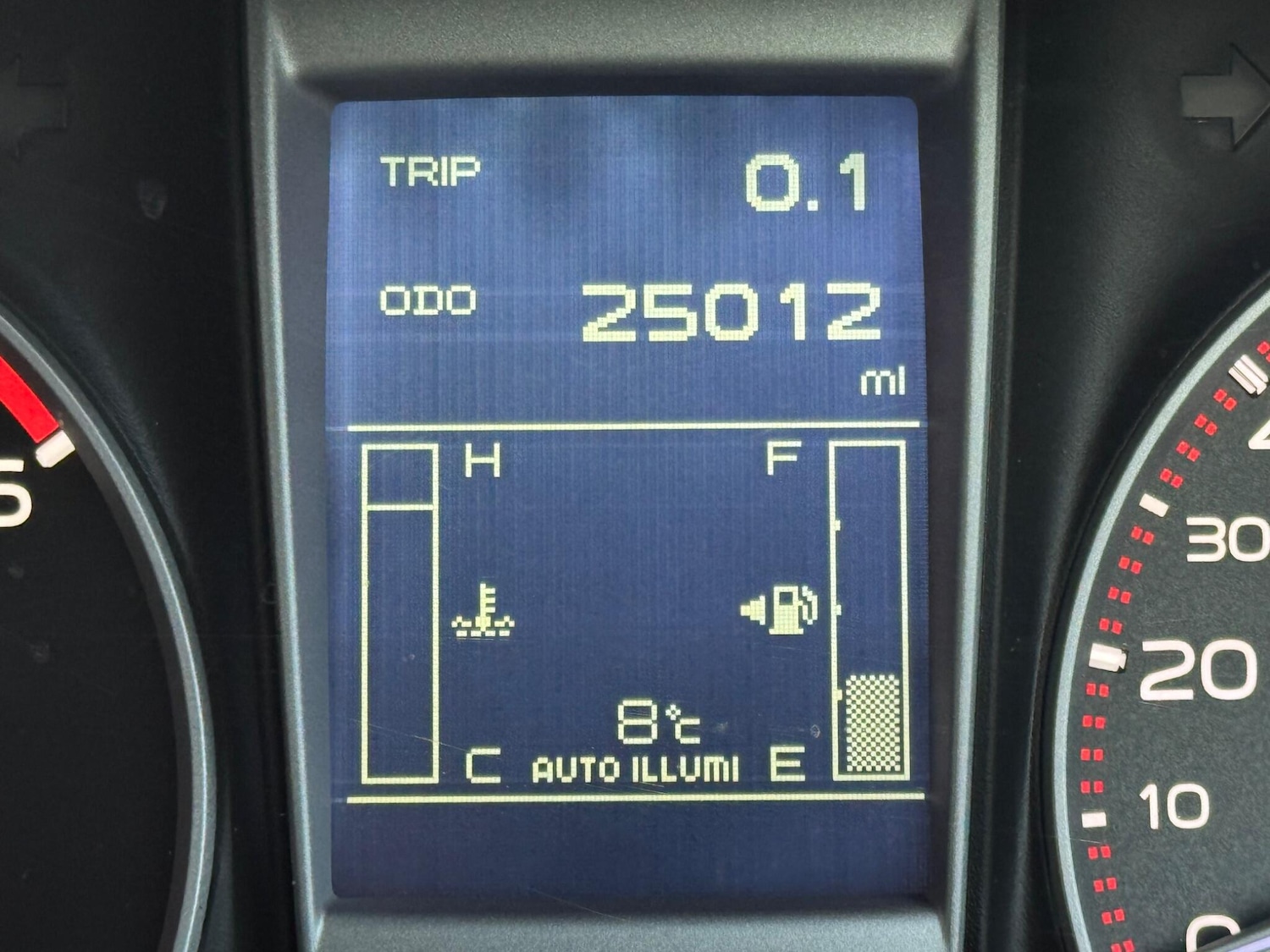 Used Isuzu D-Max 2017 for sale - 76780561: Photo 6