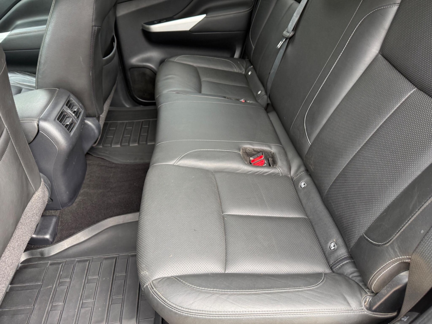 Used Nissan Navara 2018 for sale - 78086203: Photo 15