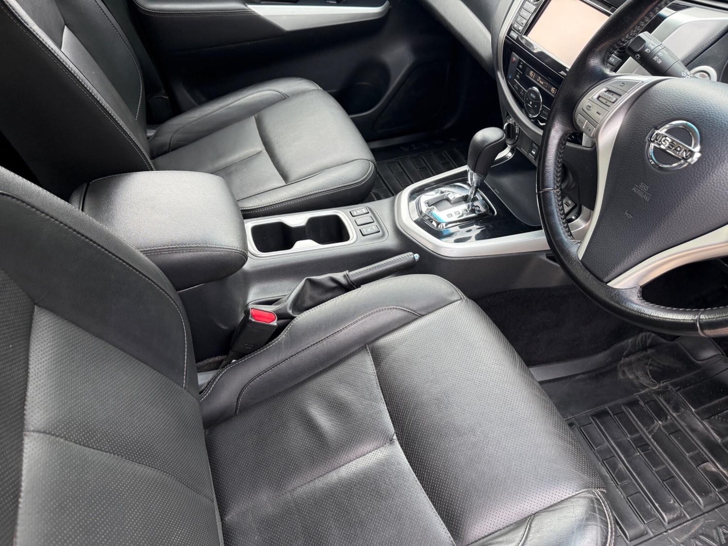 Used Nissan Navara 2018 for sale - 78086203: Photo 25