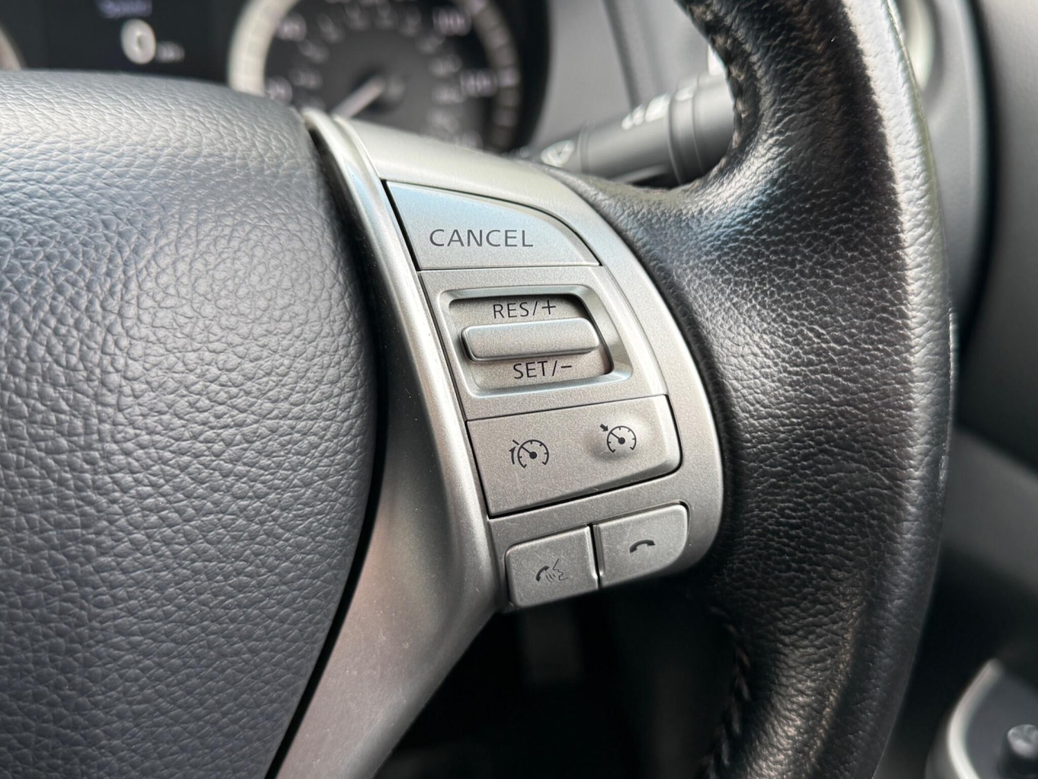 Used Nissan Navara 2018 for sale - 78086203: Photo 29