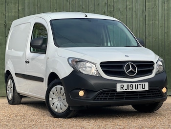 Used Mercedes-Benz Citan 2019 for sale - 76213800: Photo