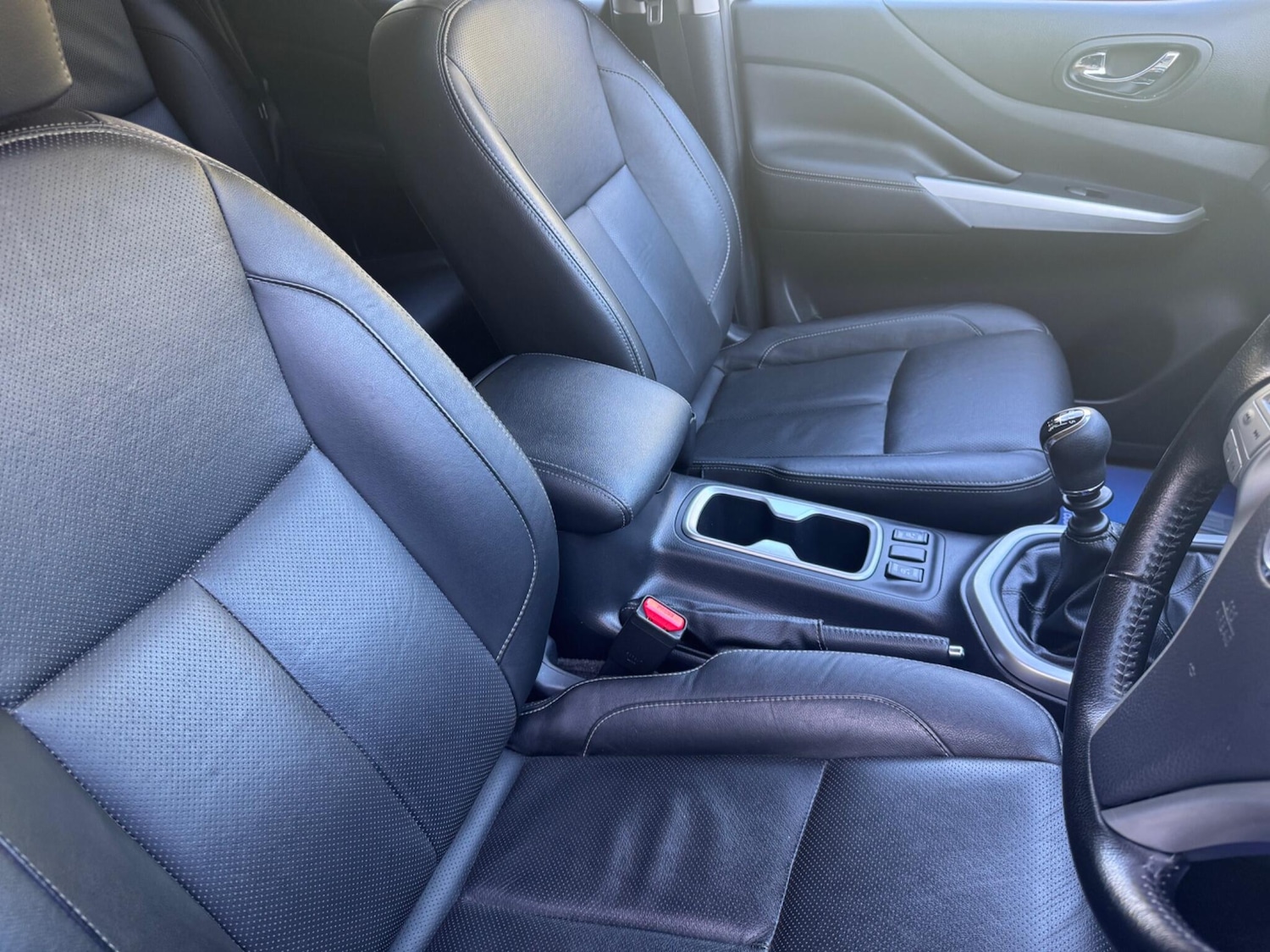 Used Nissan Navara 2021 for sale - 76349592: Photo 21
