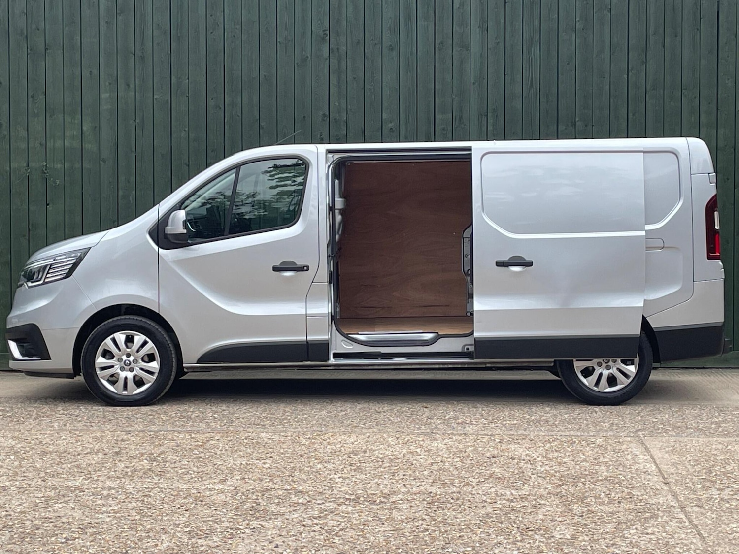 Used Renault Trafic 2022 for sale - 76993037: Photo 12