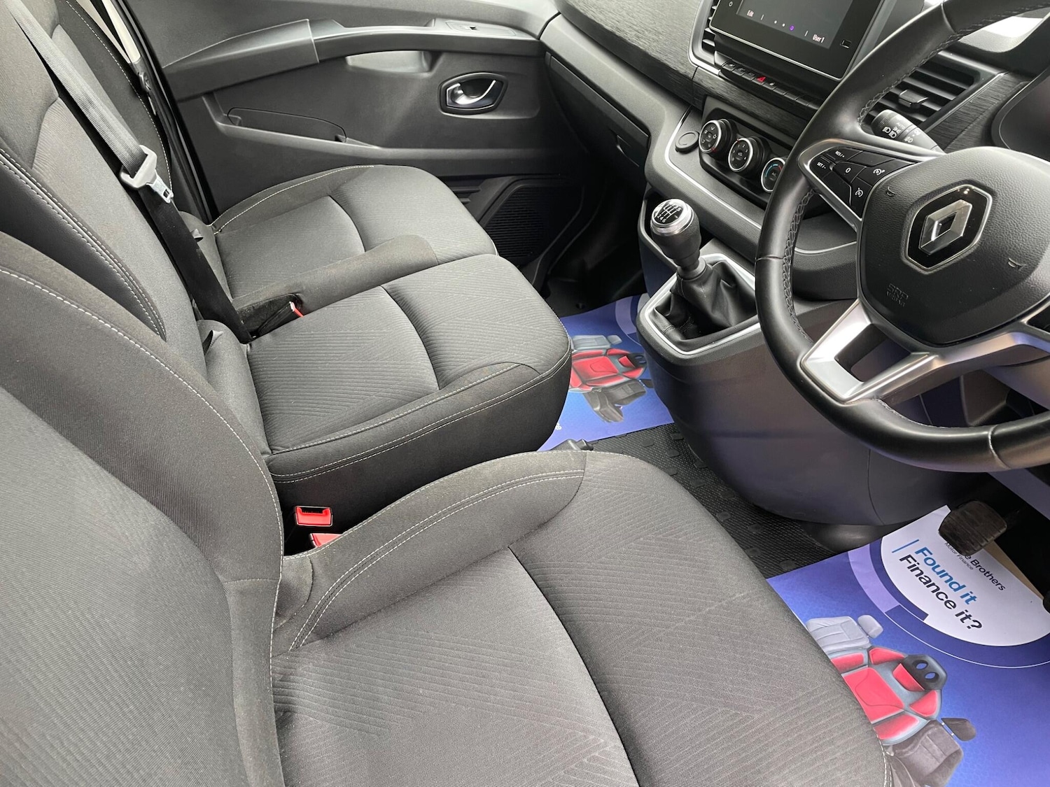 Used Renault Trafic 2022 for sale - 76307861: Photo 3