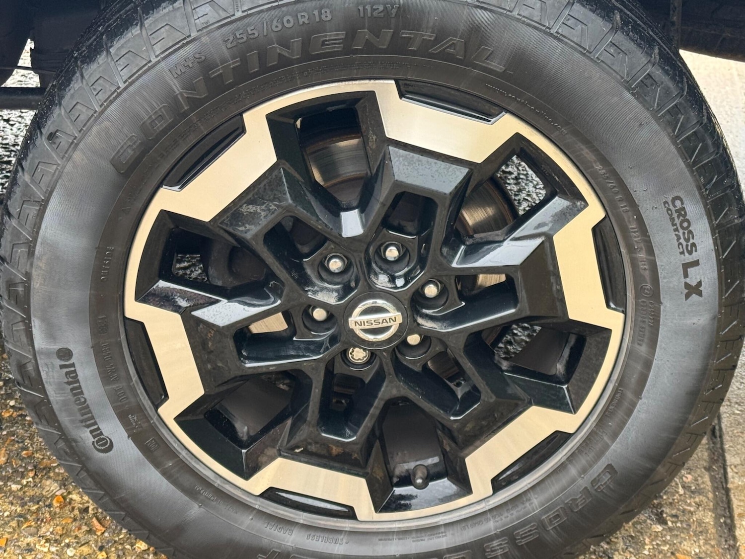 Used Nissan Navara 2020 for sale - 76824771: Photo 28