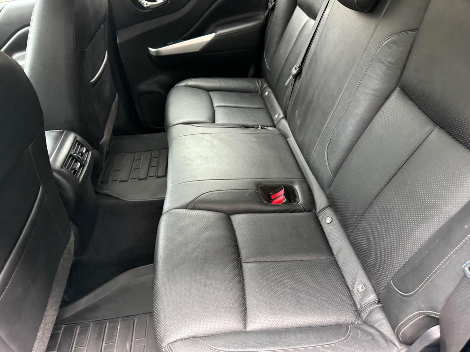 Used Nissan Navara 2020 for sale - 76824771: Photo 39