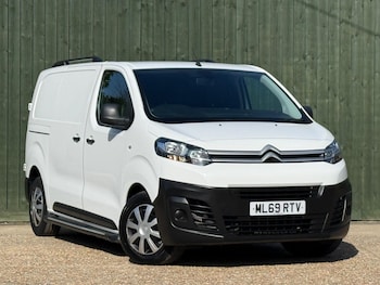 Citroen Dispatch feature image