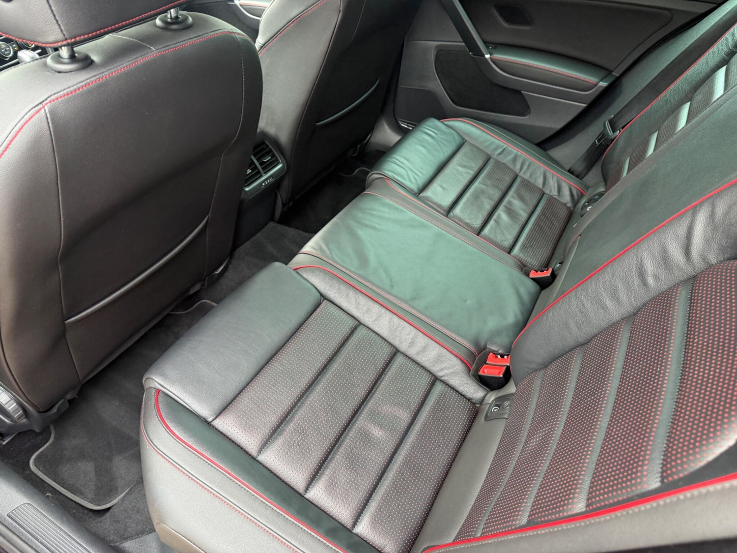 Used Volkswagen Golf 2017 for sale - 77633110: Photo 18