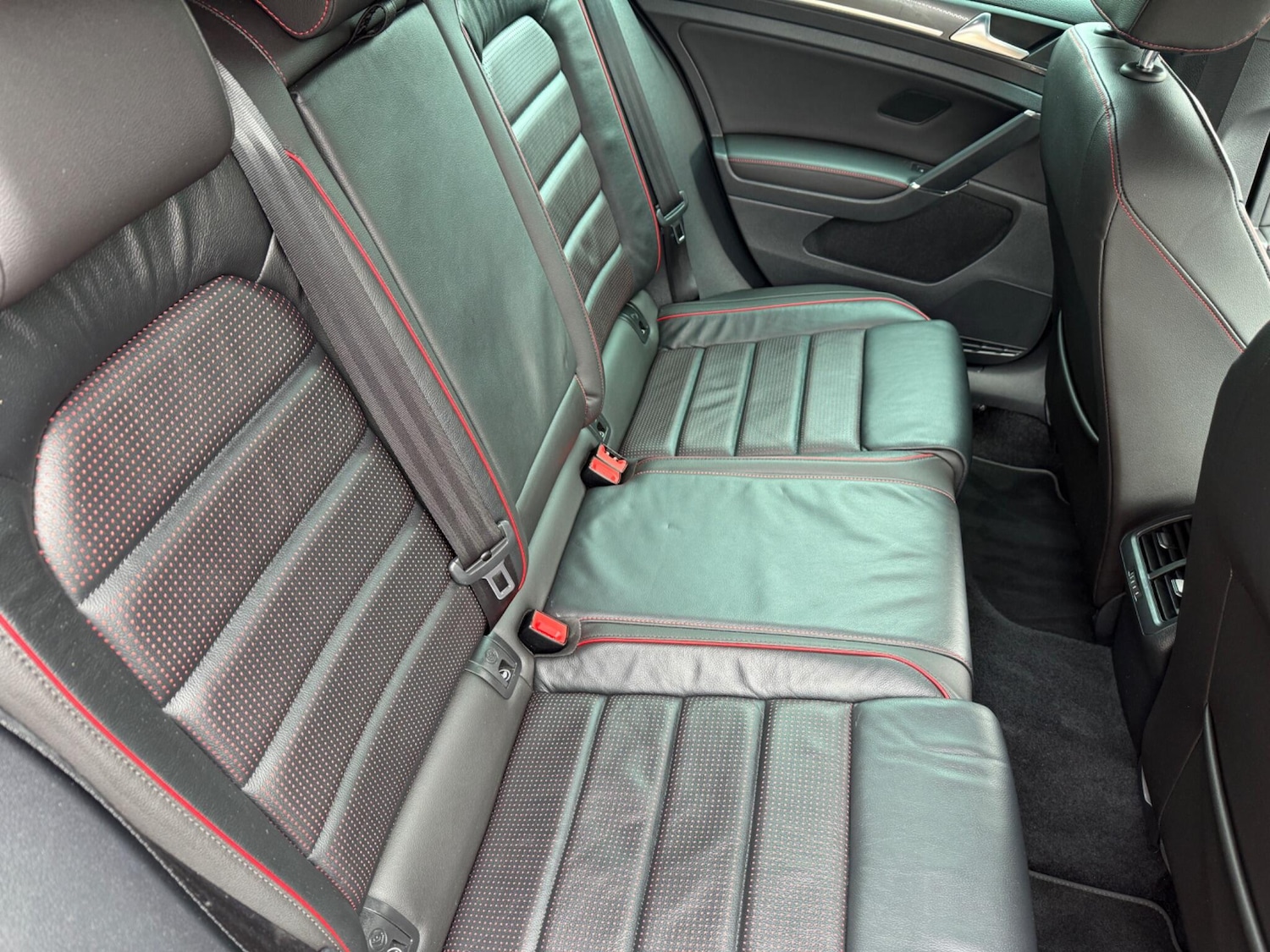 Used Volkswagen Golf 2017 for sale - 77633110: Photo 20