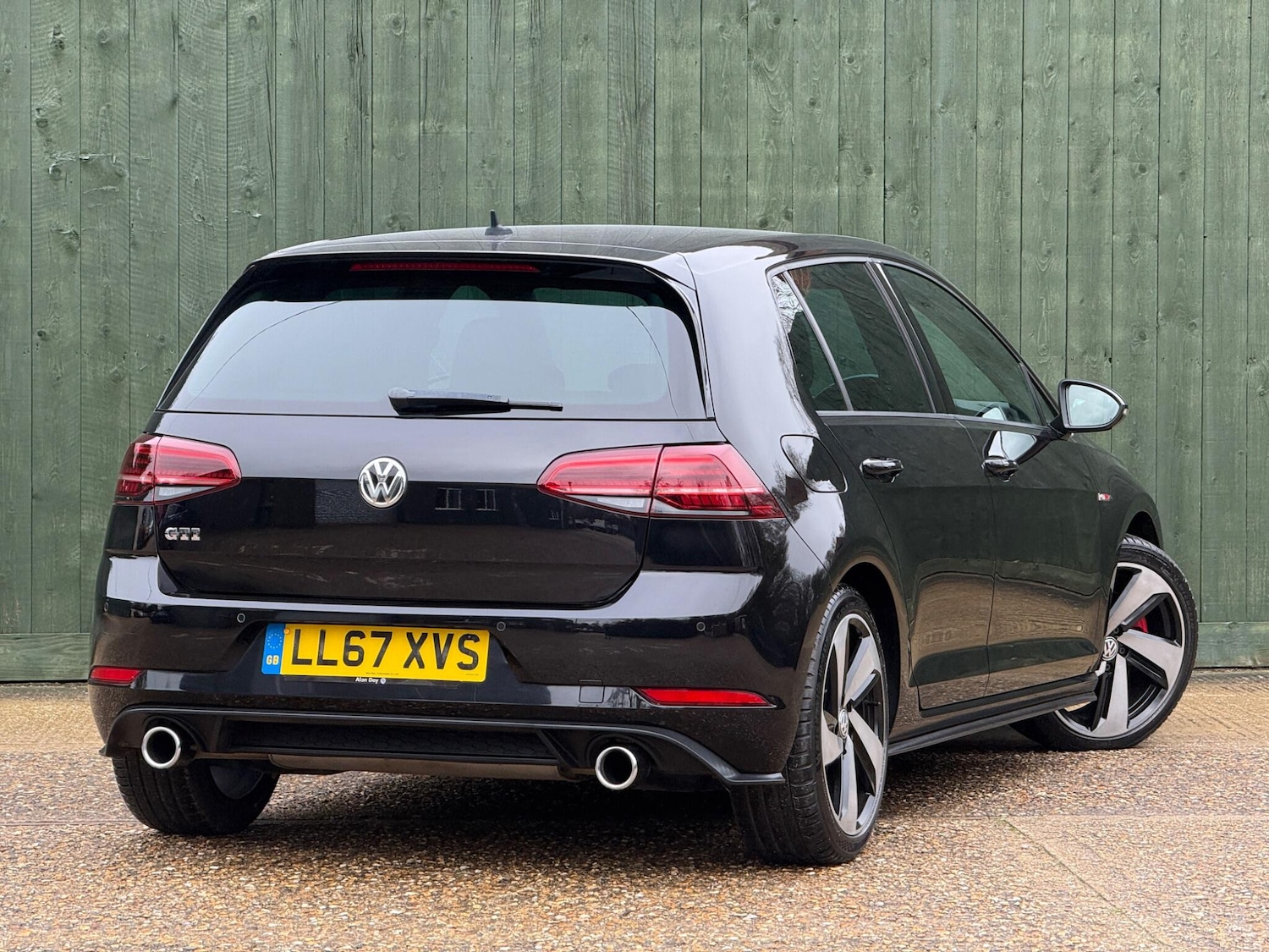Used Volkswagen Golf 2017 for sale - 77633110: Photo 23