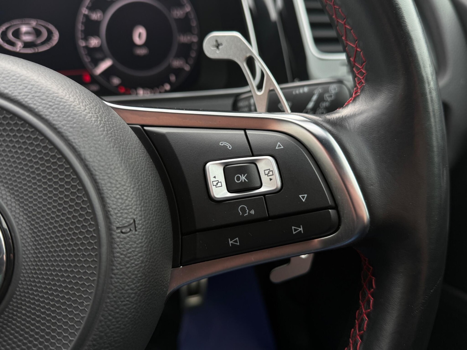 Used Volkswagen Golf 2017 for sale - 77633110: Photo 32