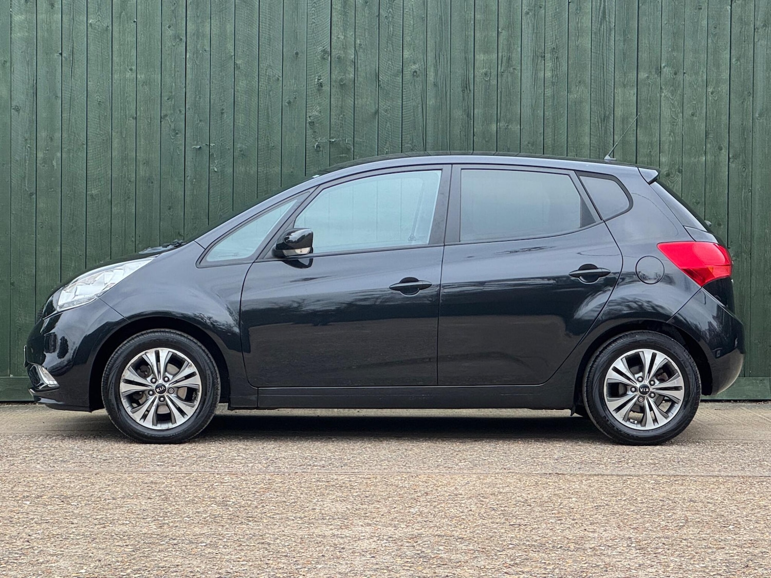 Used Kia Venga 2015 for sale - 77067132: Photo 13