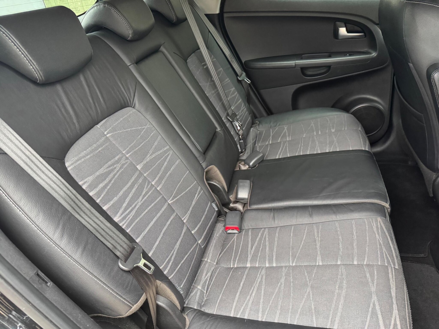 Used Kia Venga 2015 for sale - 77067132: Photo 24