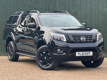 Nissan - Navara
