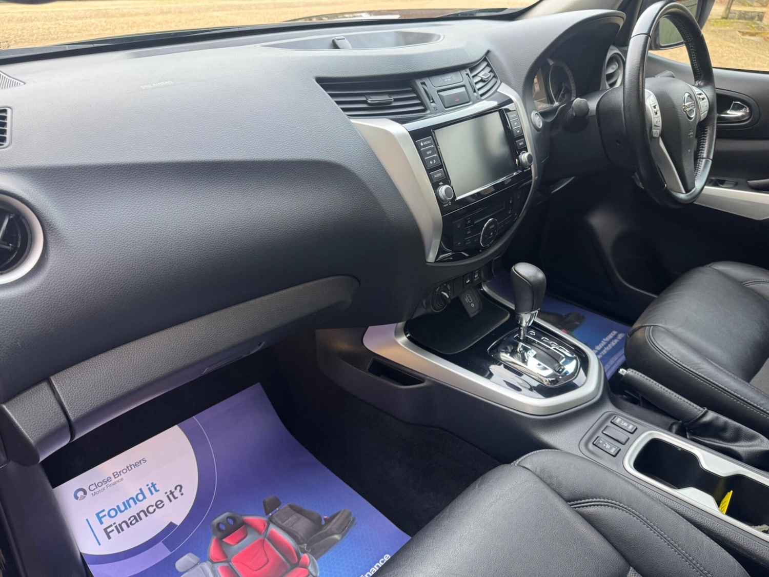 Used Nissan Navara 2021 for sale - 76573016: Photo 32