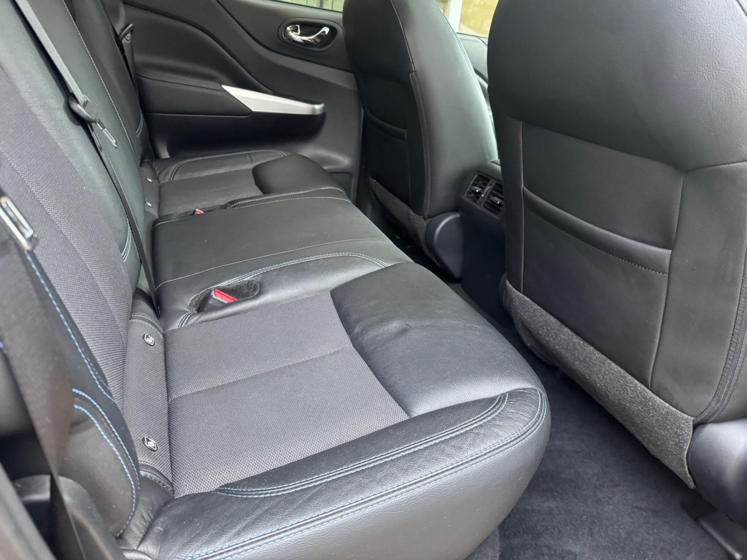 Used Nissan Navara 2021 for sale - 76573016: Photo 42