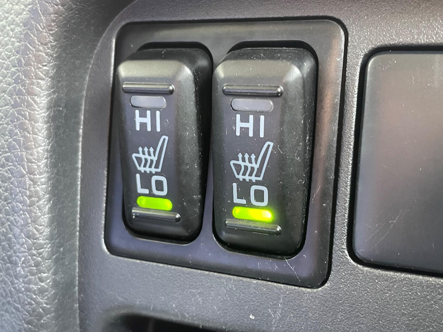 Used Mitsubishi L200 2017 for sale - 75977202: Photo 25