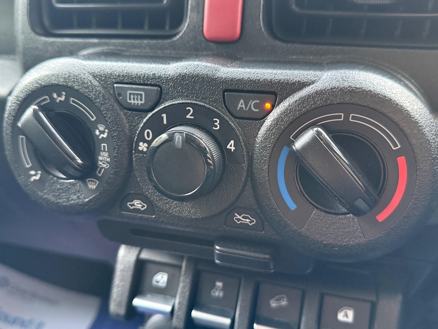 Used Suzuki Jimny 2023 for sale - 77237602: Photo 11