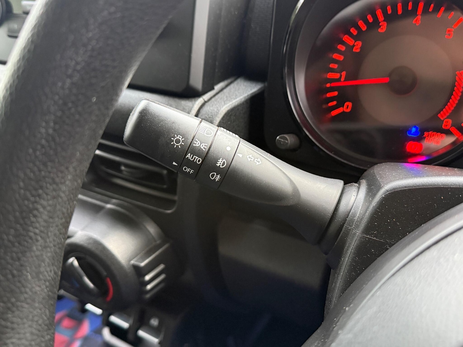 Used Suzuki Jimny 2023 for sale - 77237602: Photo 25