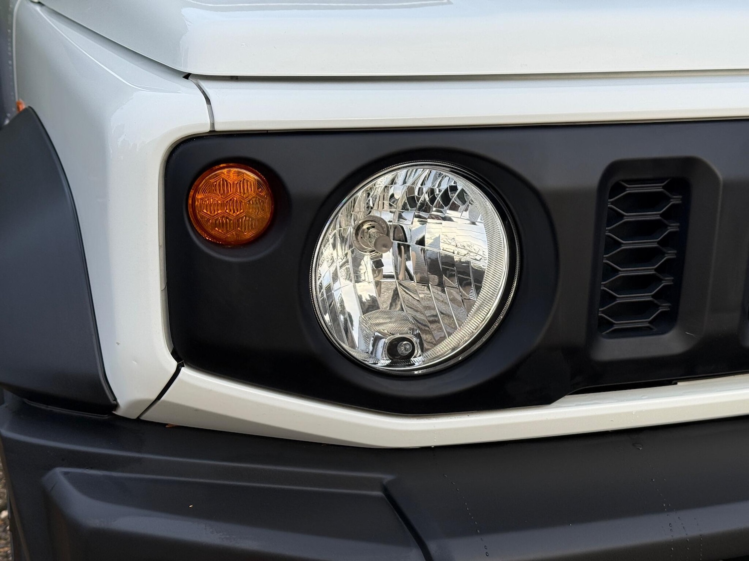 Used Suzuki Jimny 2023 for sale - 77237602: Photo 34