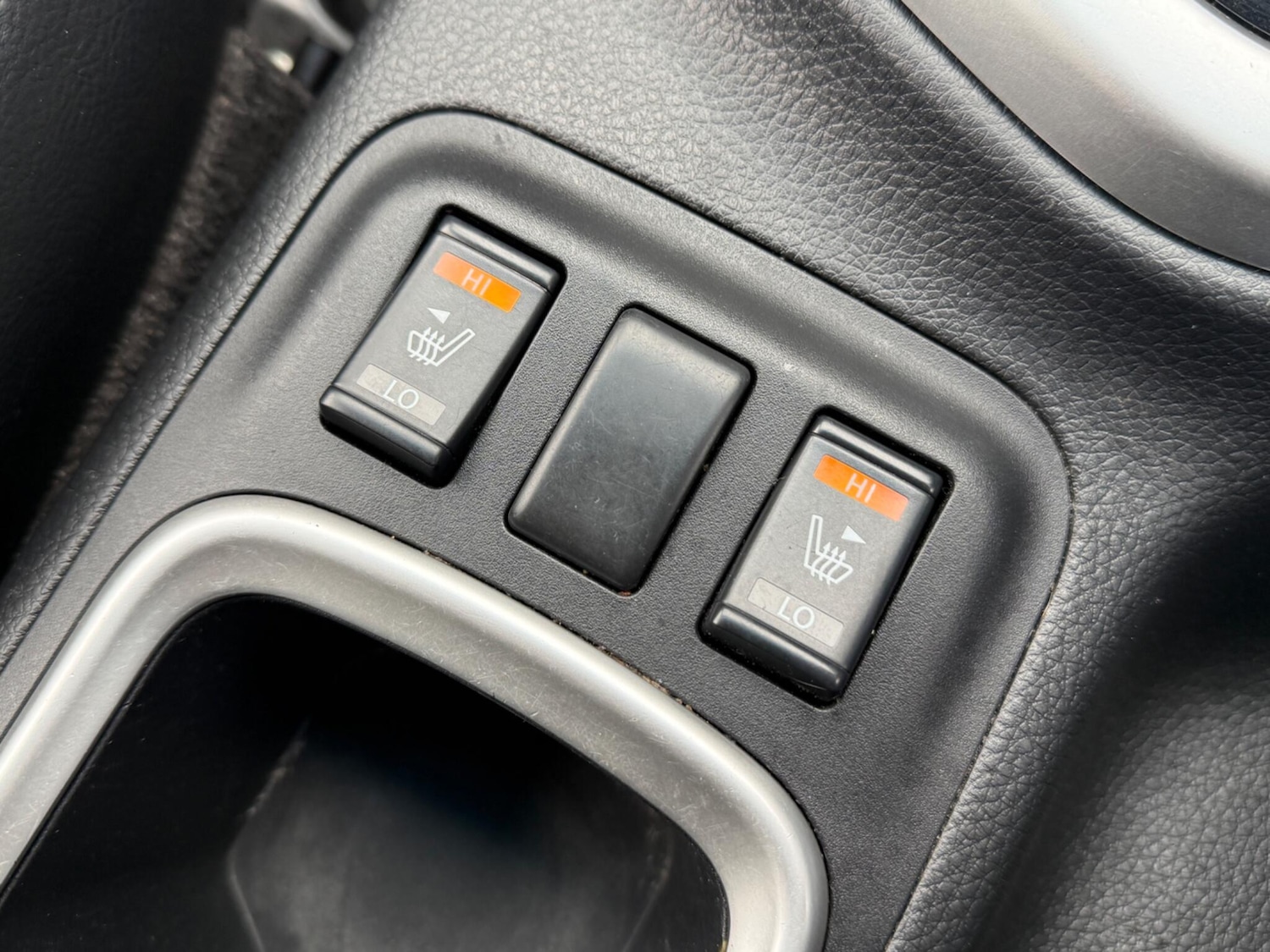 Used Nissan Navara 2017 for sale - 77612519: Photo 30