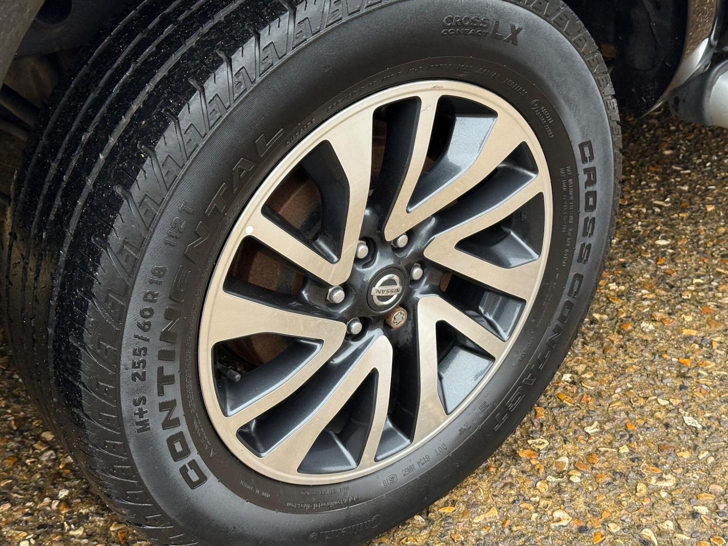 Used Nissan Navara 2017 for sale - 77612519: Photo 34