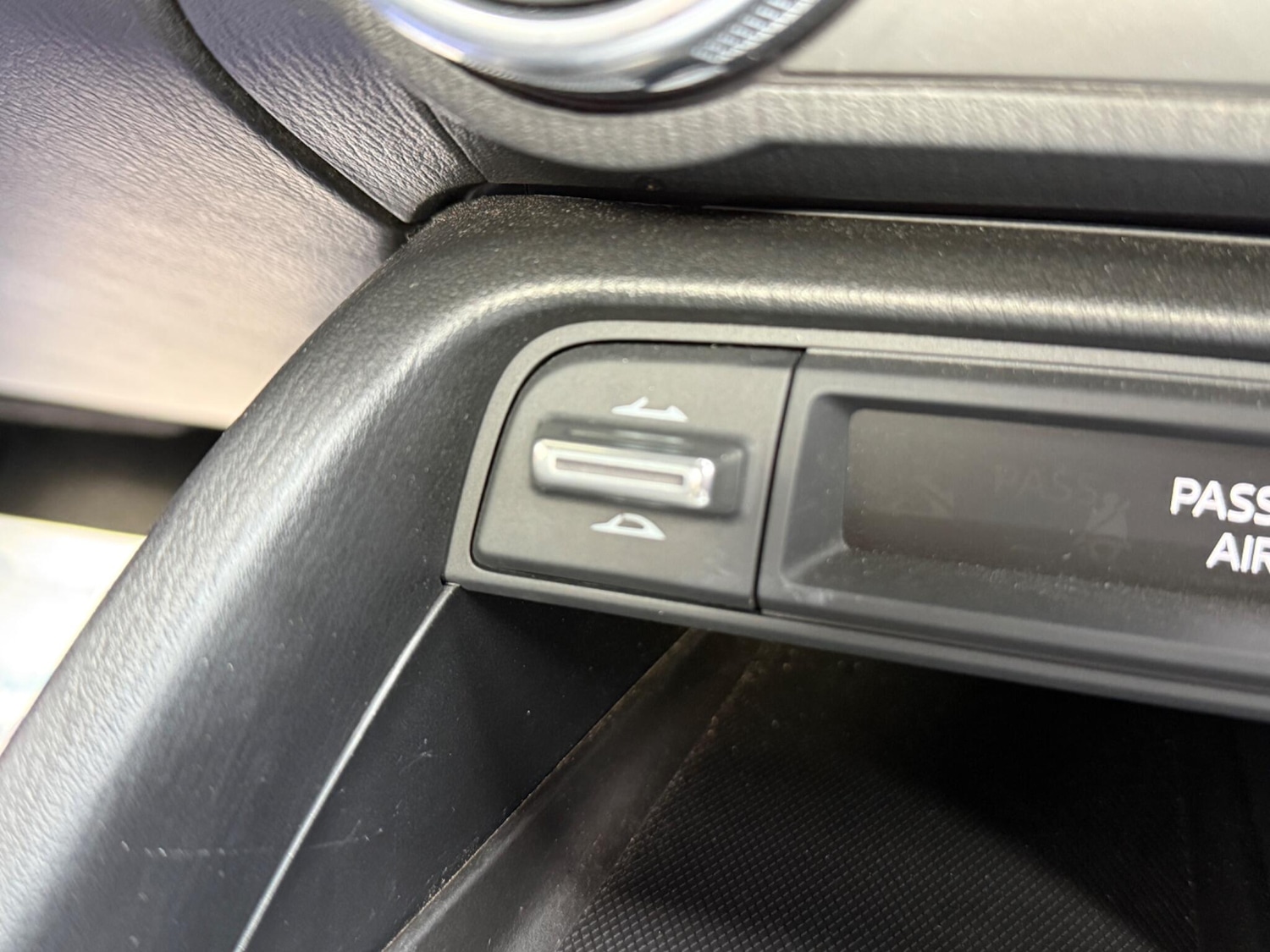 Used Mazda MX-5 2018 for sale - 77824233: Photo 31