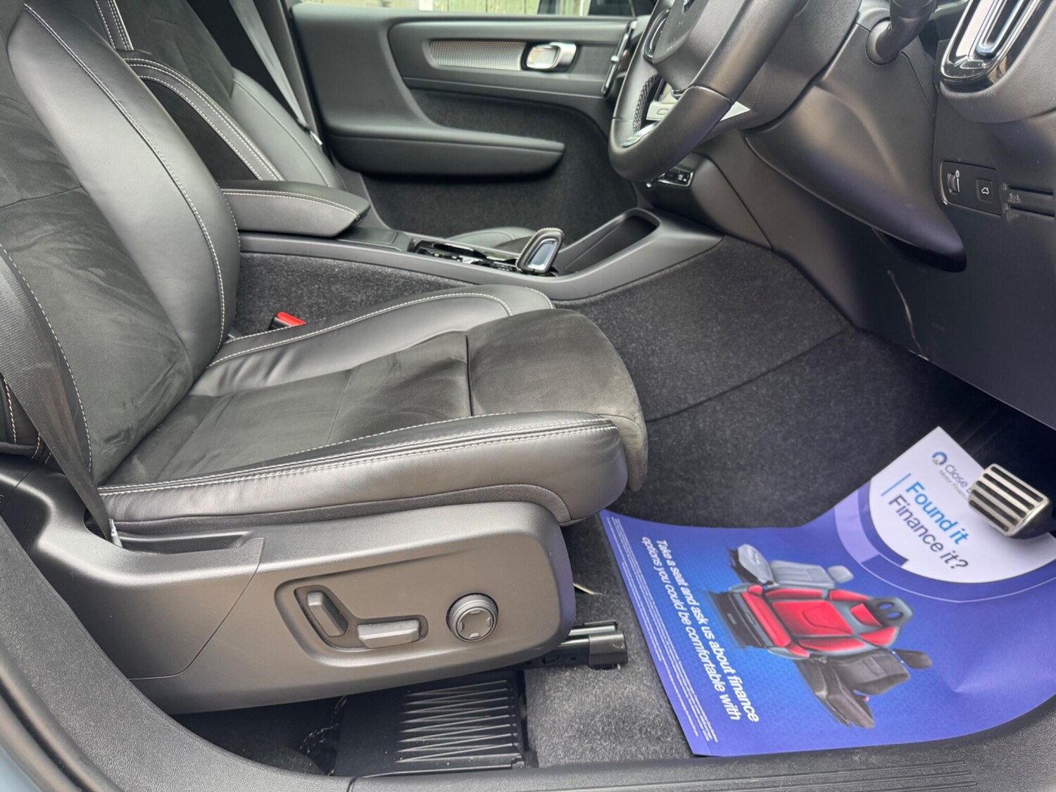 Used Volvo XC40 2021 for sale - 76295044: Photo 10