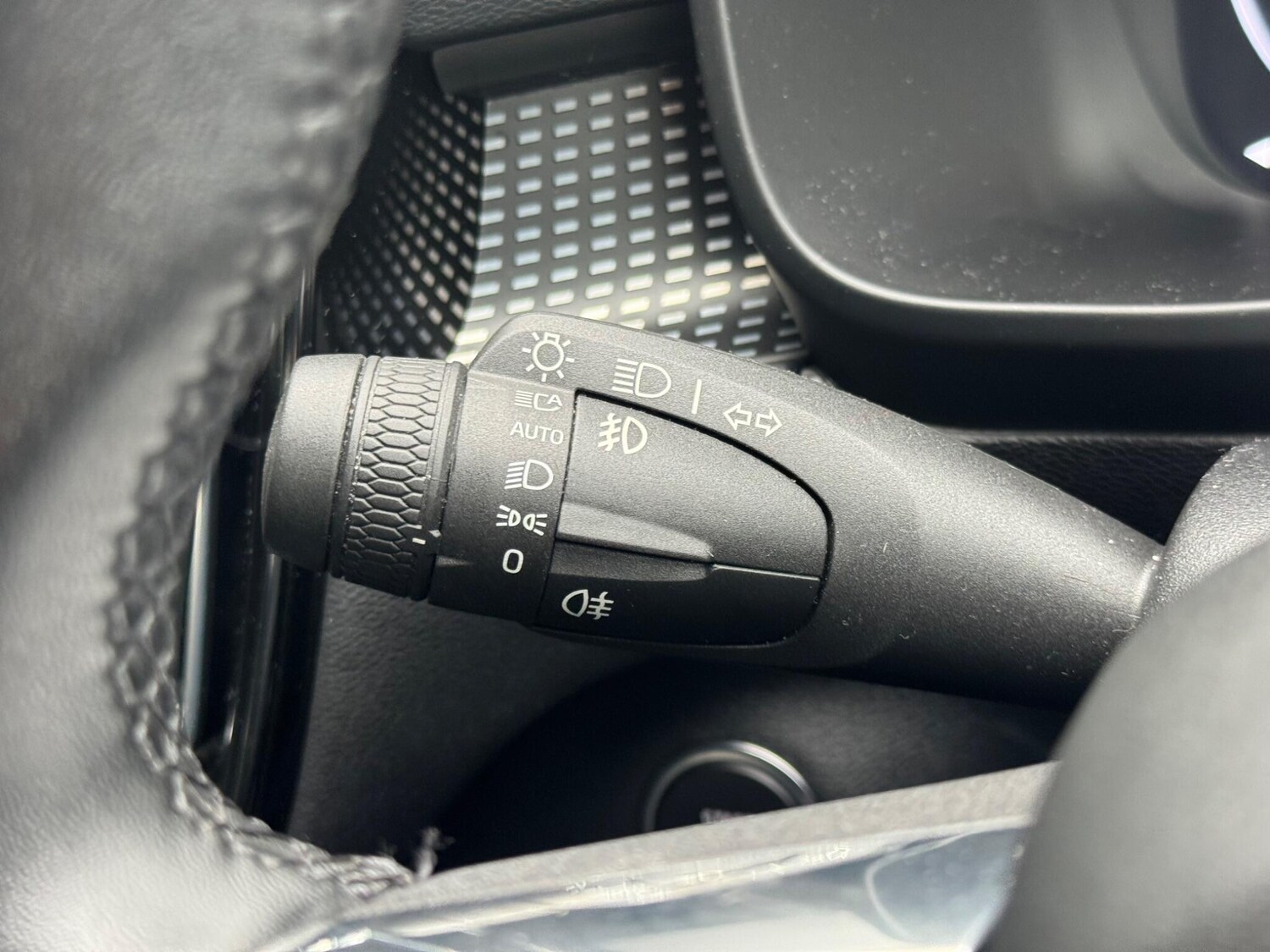 Used Volvo XC40 2021 for sale - 76295044: Photo 26