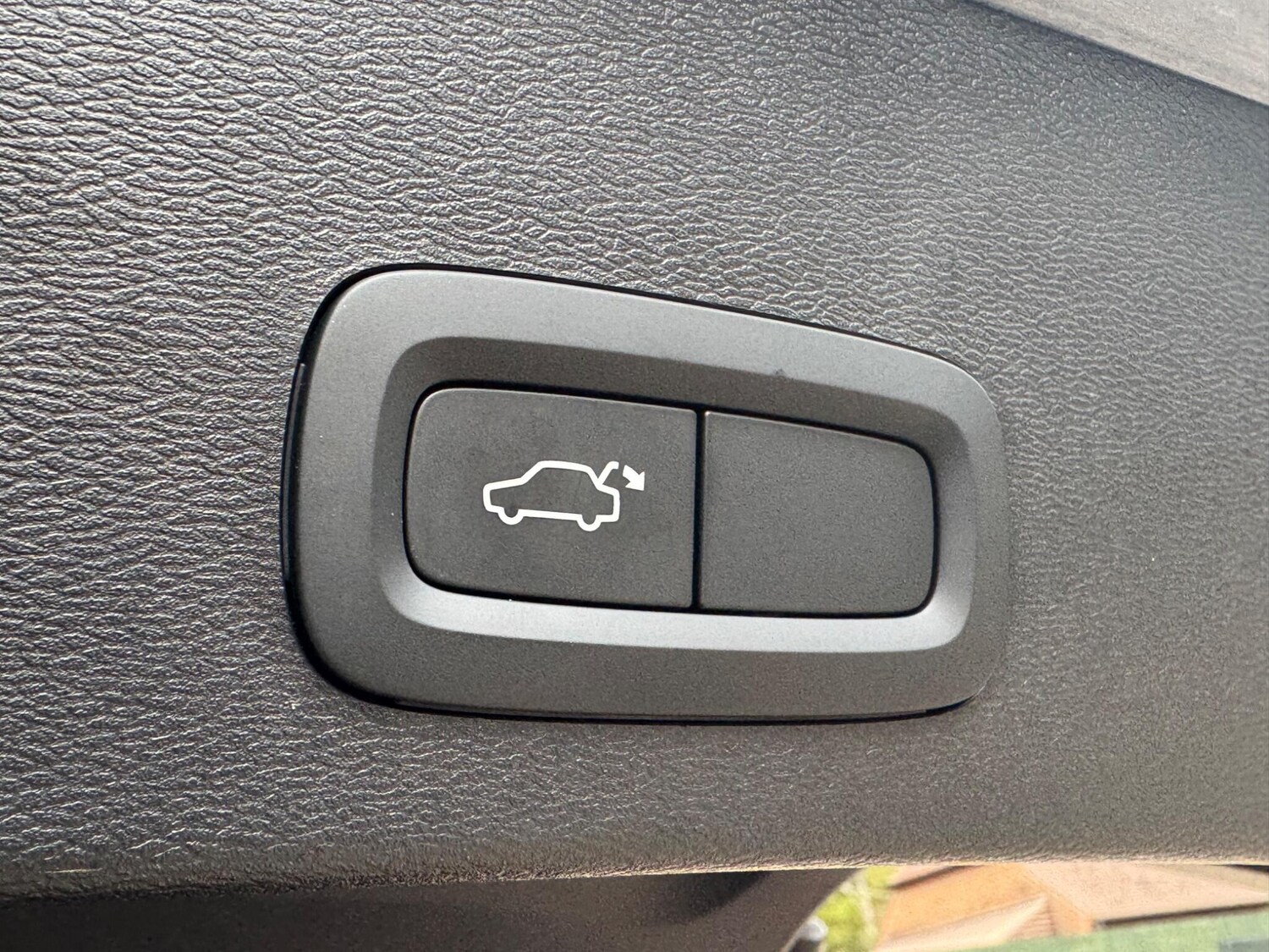 Used Volvo XC40 2021 for sale - 76295044: Photo 31