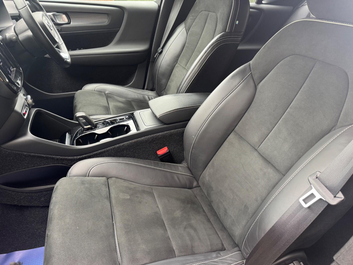 Used Volvo XC40 2021 for sale - 76295044: Photo 41