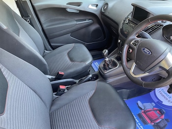 Used Ford Transit Courier 2023 for sale - 75562887: Photo