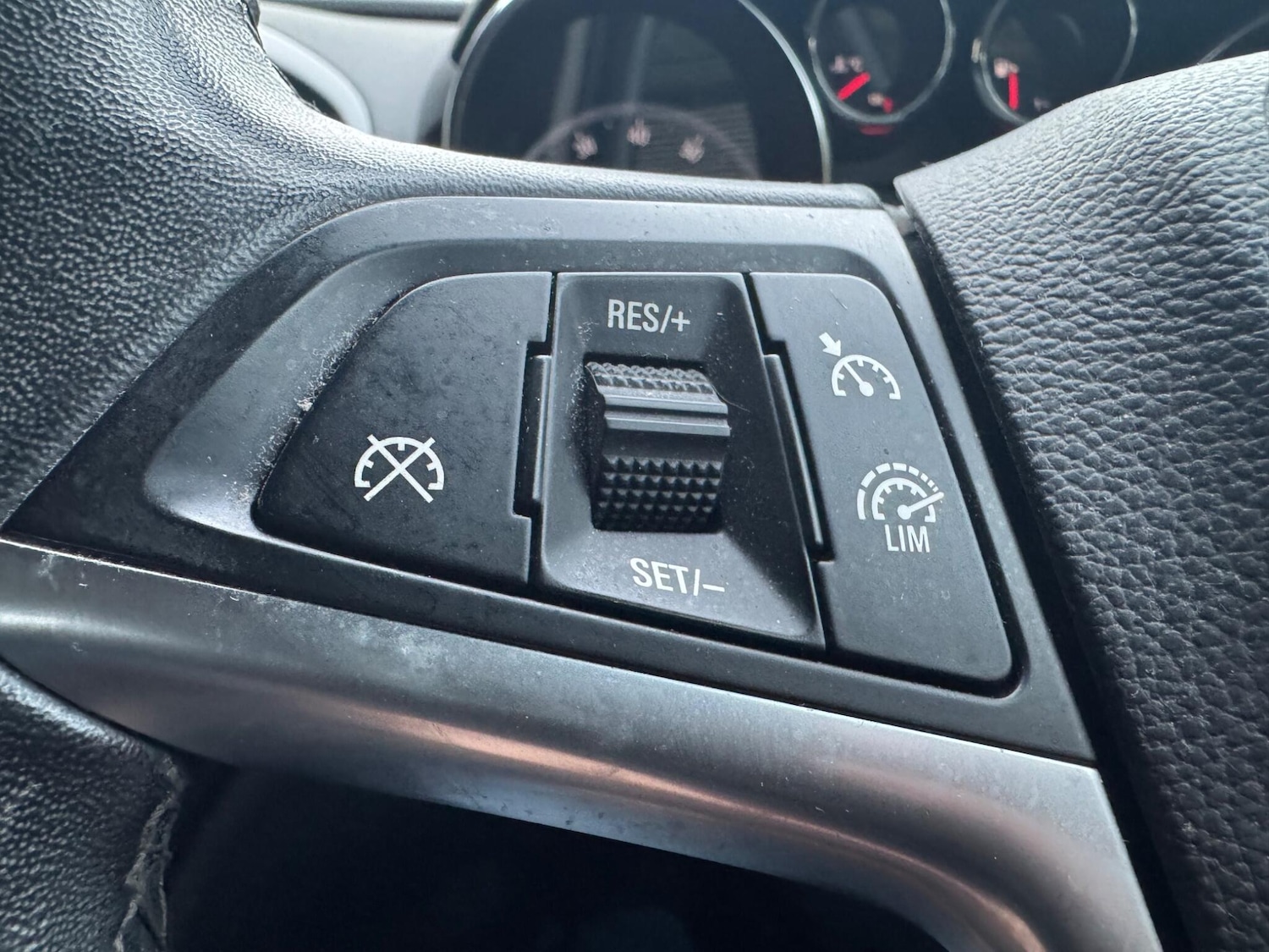 Used Vauxhall Astra for sale - 76993650: Photo 27