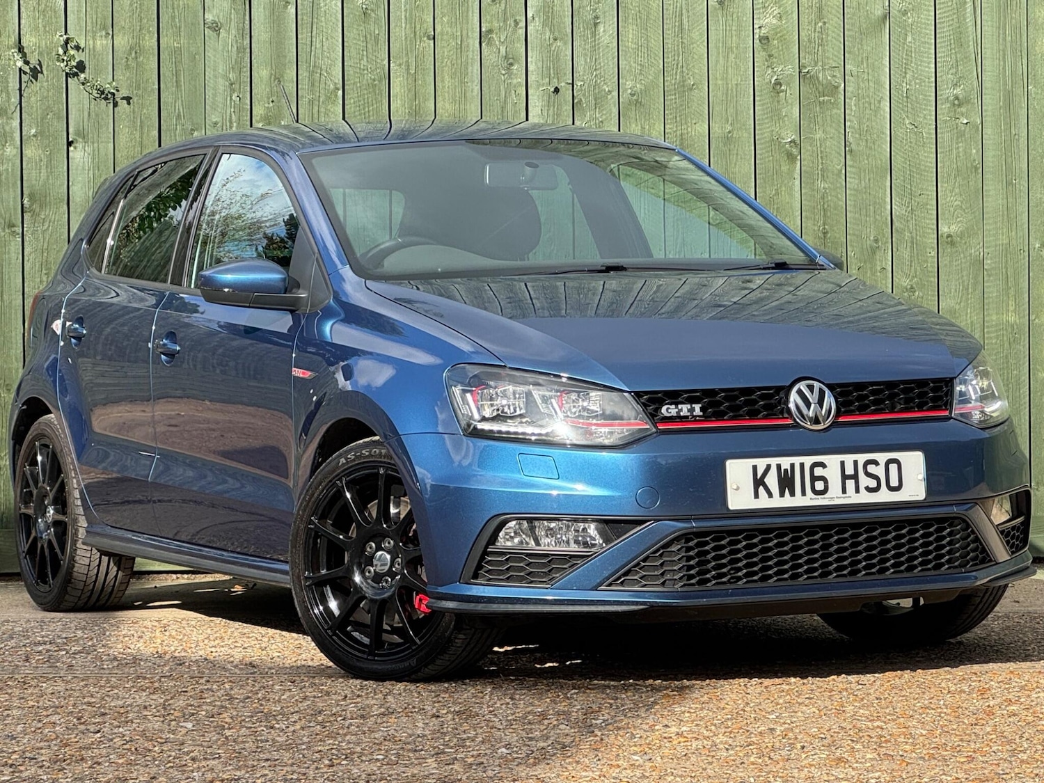 Used Volkswagen Polo 2016 for sale - 76398522: Photo 1