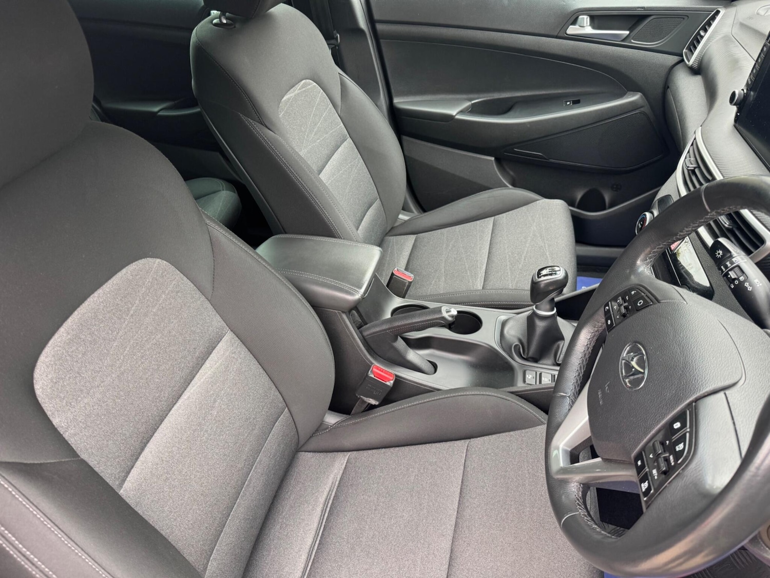 Used Hyundai TUCSON 2018 for sale - 76084198: Photo 11