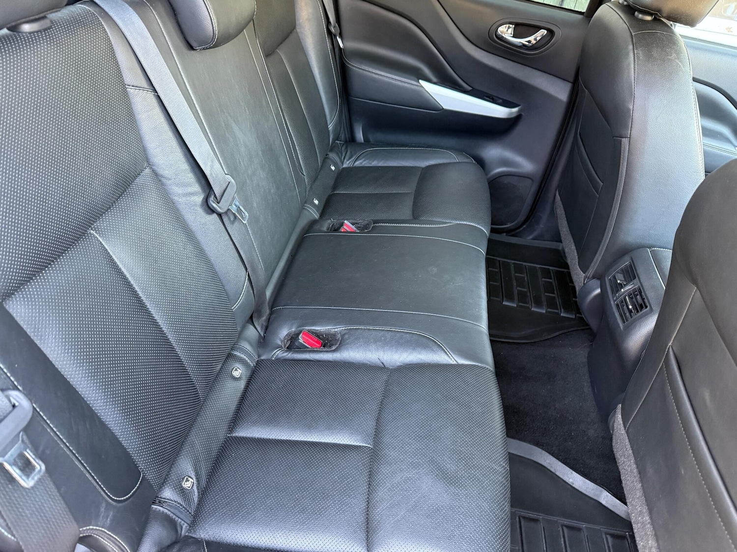 Used Nissan Navara 2021 for sale - 77074131: Photo 26