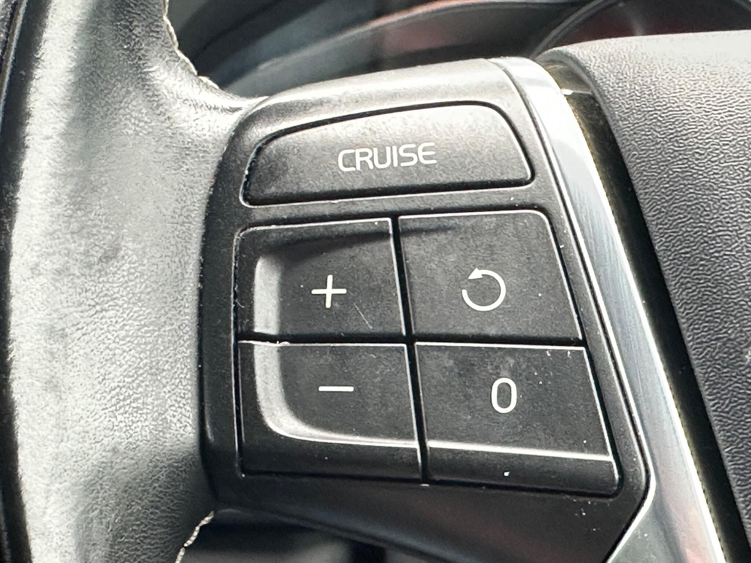 Used Volvo XC60 2013 for sale - 77455816: Photo 24