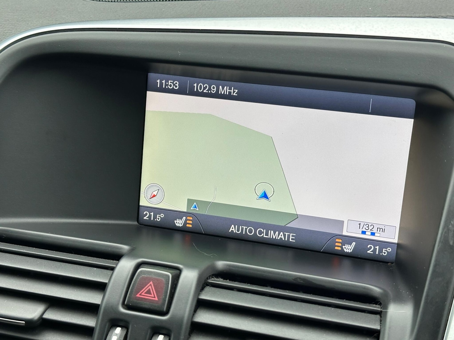 Used Volvo XC60 2013 for sale - 77455816: Photo 6