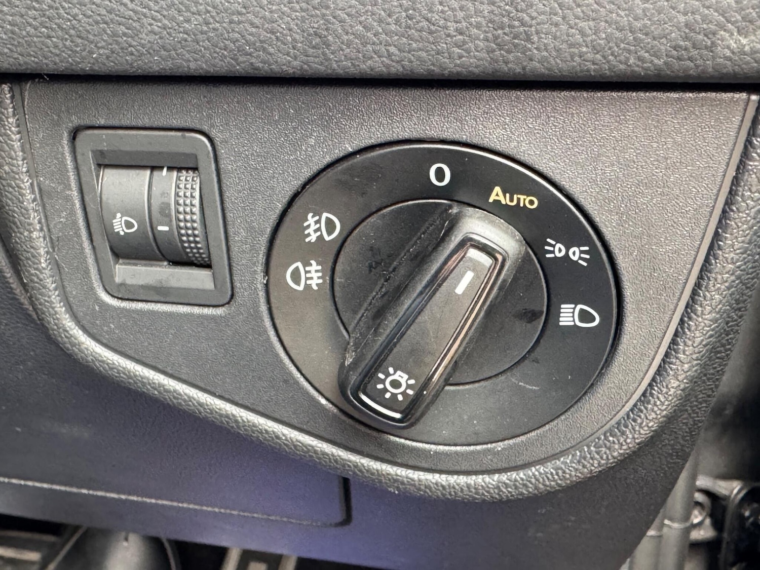 Used Volkswagen Polo for sale - 77925100: Photo 29