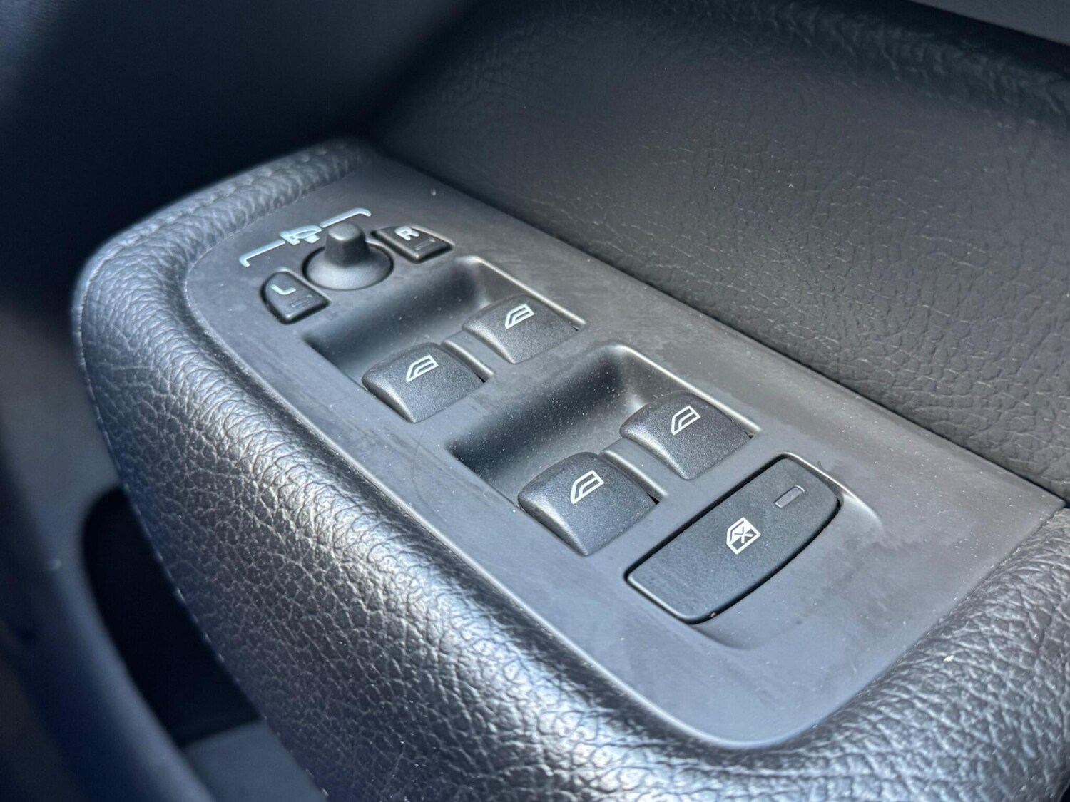 Used Volvo XC60 2019 for sale - 76072648: Photo 24