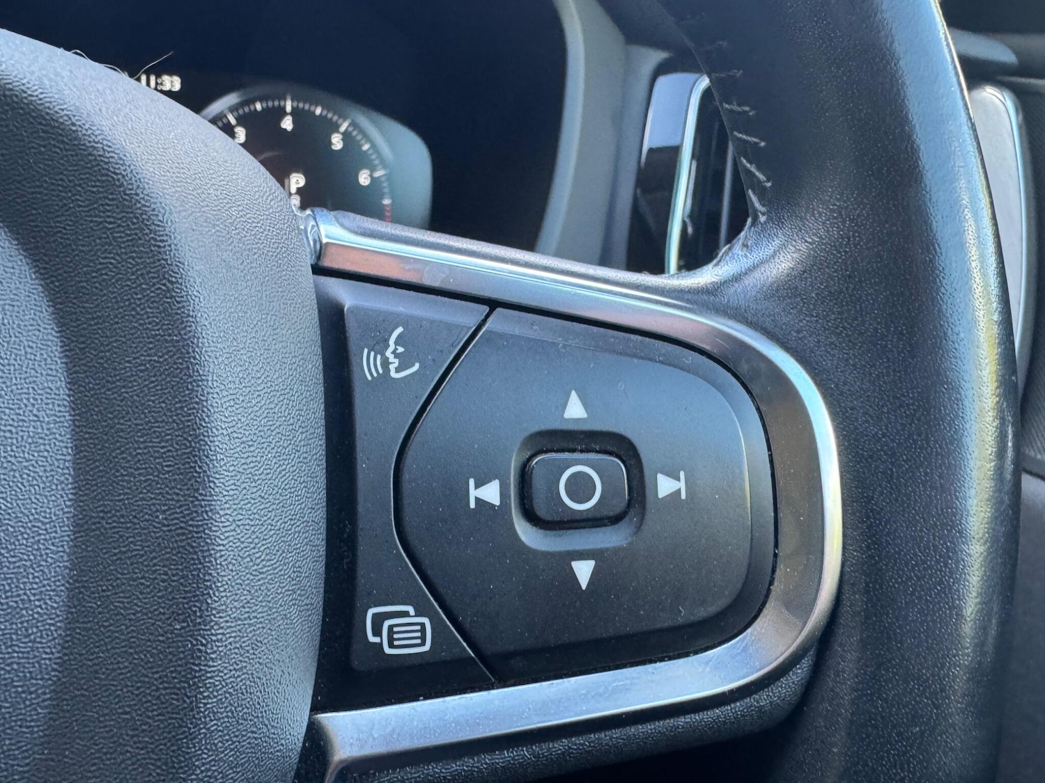 Used Volvo XC60 2019 for sale - 76072648: Photo 27