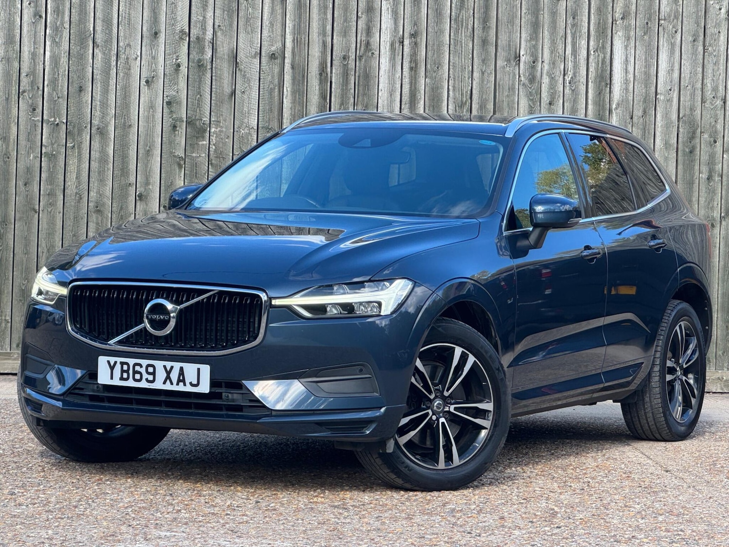 Used Volvo XC60 2019 for sale - 76072648: Photo 6