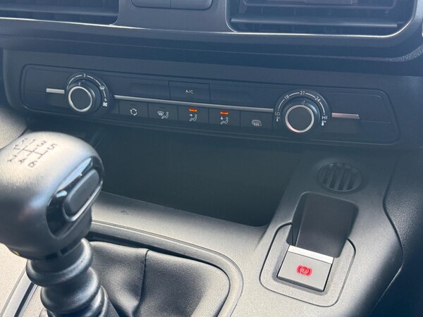 Used Peugeot Partner 2022 for sale - 74921147: Photo 22