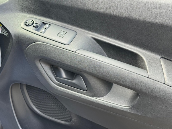 Used Peugeot Partner 2022 for sale - 74921147: Photo 46