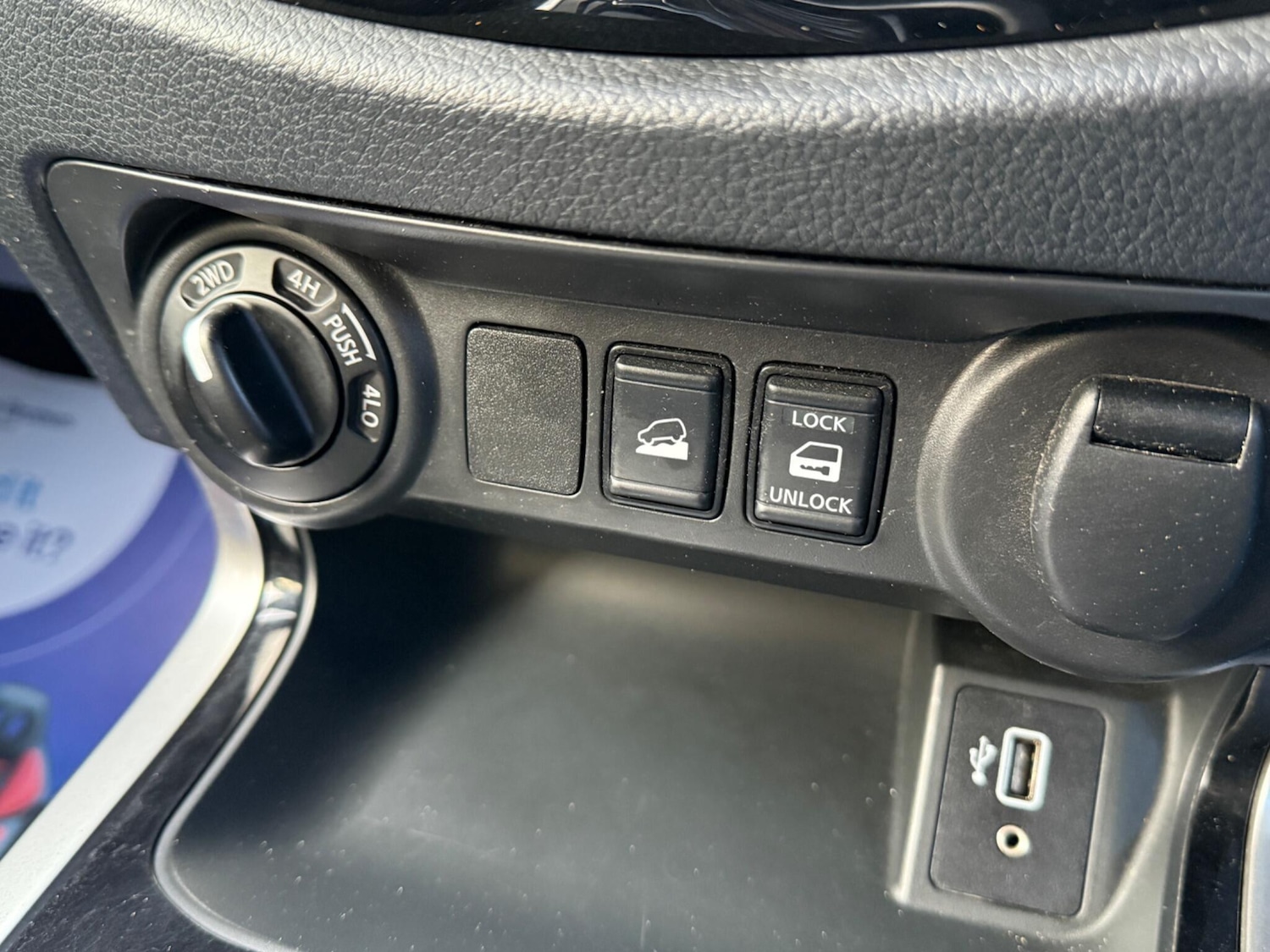 Used Nissan Navara 2019 for sale - 76753302: Photo 35