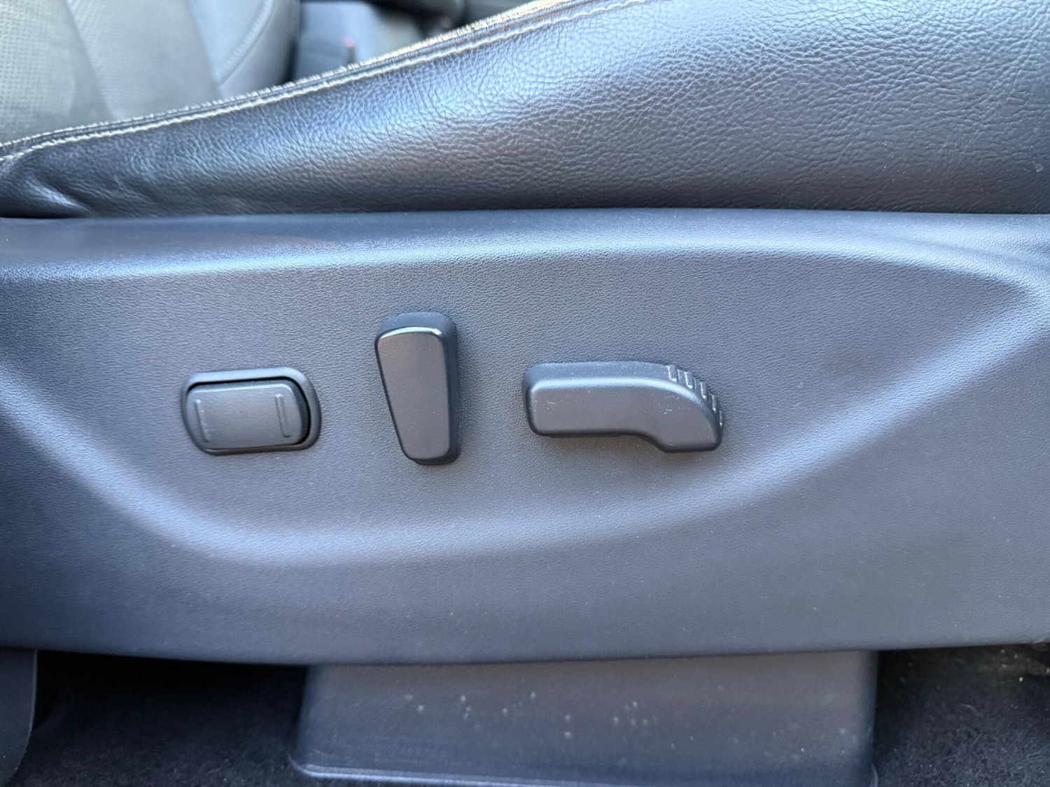 Used Nissan Navara 2019 for sale - 76753302: Photo 36