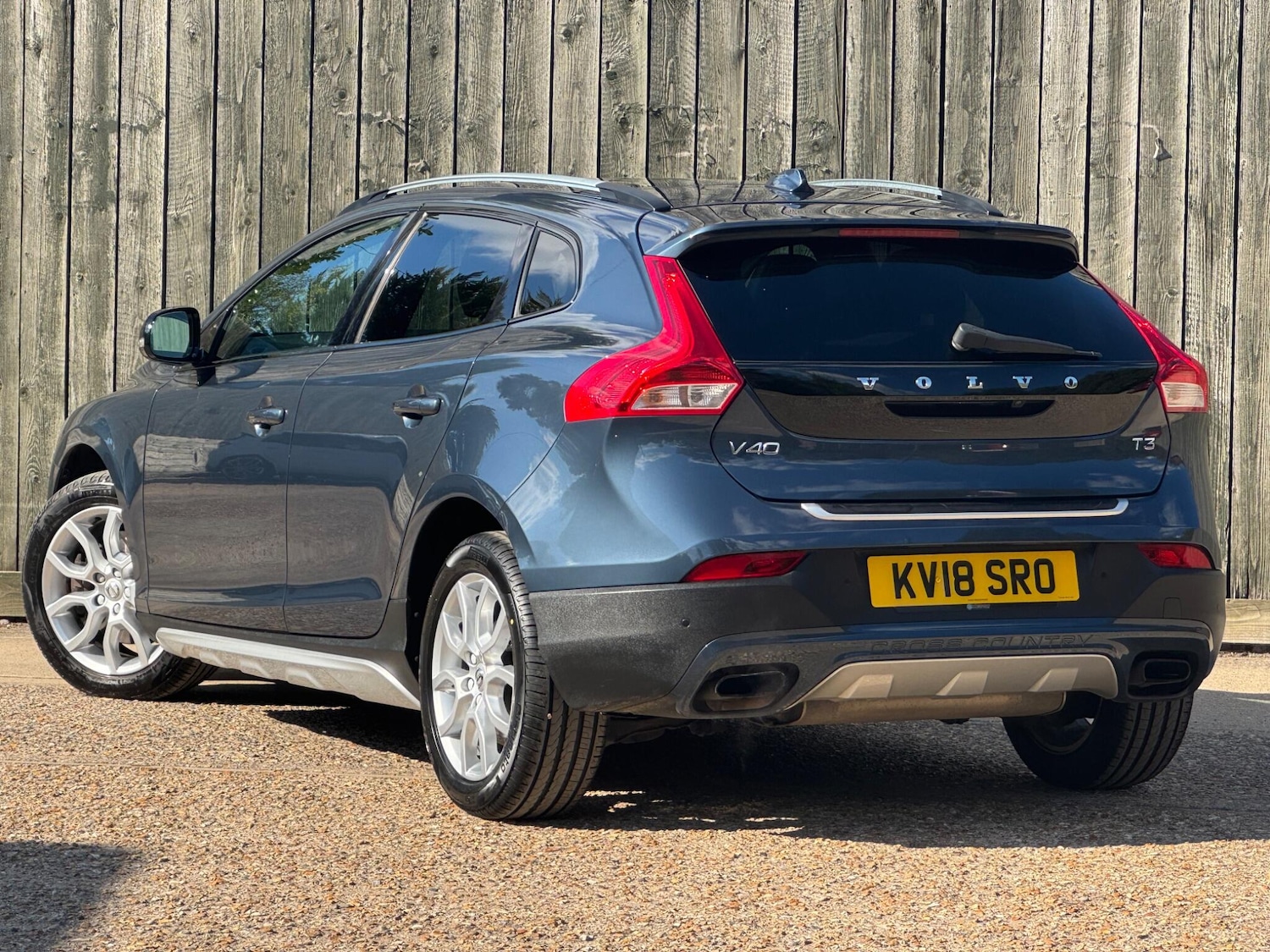 Used Volvo V40 Cross Country 2018 for sale - 76122187: Photo 10