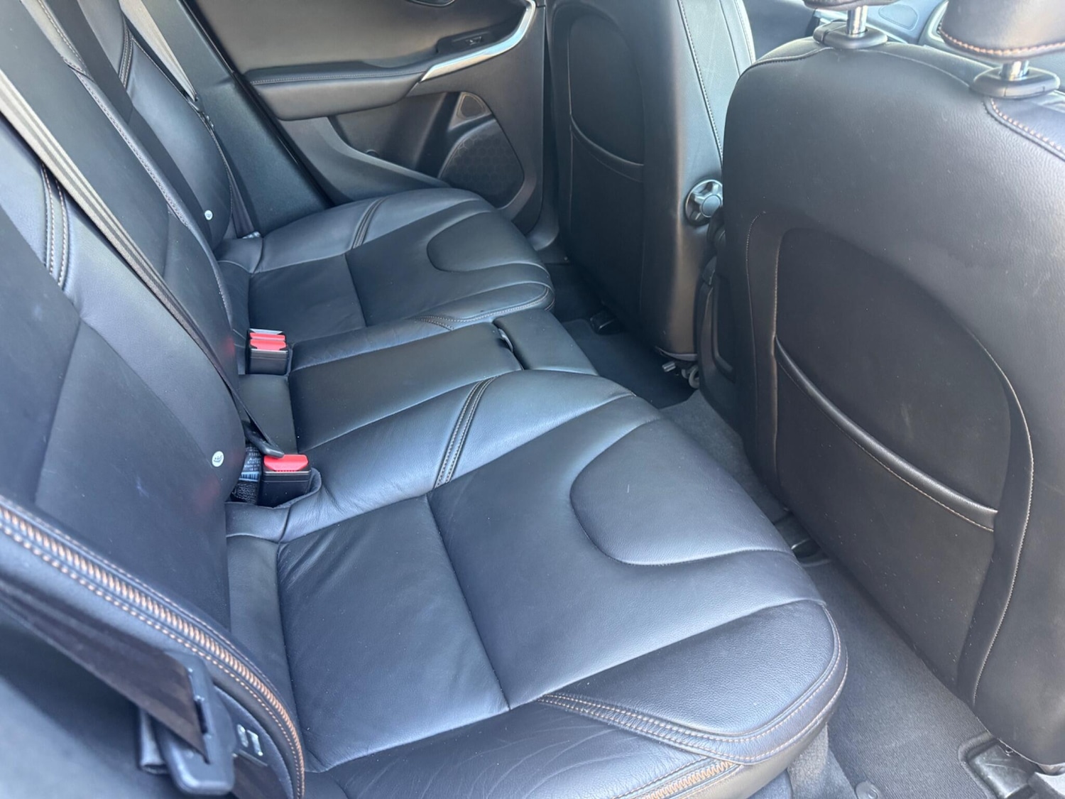 Used Volvo V40 Cross Country 2018 for sale - 76122187: Photo 18