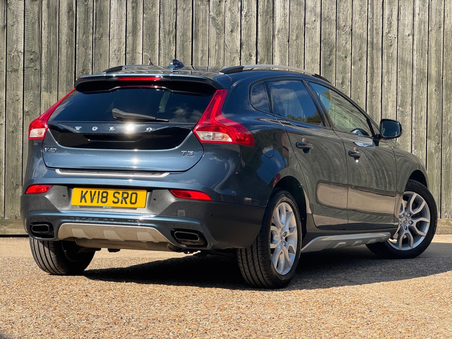 Used Volvo V40 Cross Country 2018 for sale - 76122187: Photo 4
