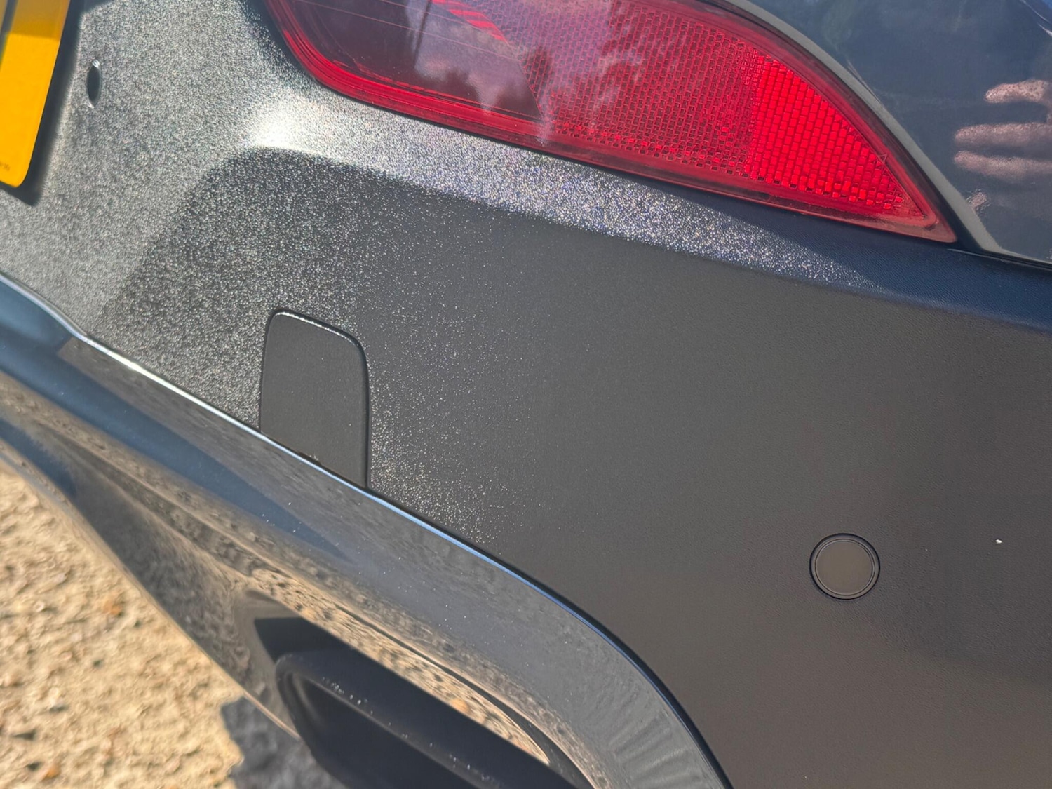 Used Volvo V40 Cross Country 2018 for sale - 76122187: Photo 47